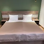 Loft Wood Hotel