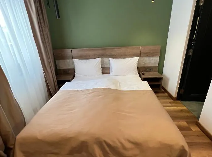 Loft Wood Szálloda *